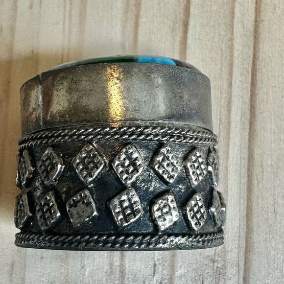 Vintage Indian Millefiori Glass Trinket Box ๐ต๏ธ Handcrafted Pill Box - Picture 8 of 10